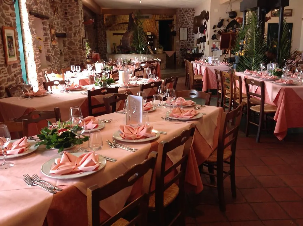 Lantgård Agriturismo Santa Margherita Gioiosa Marea