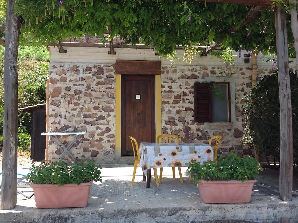 Lantgård Agriturismo Santa Margherita Gioiosa Marea